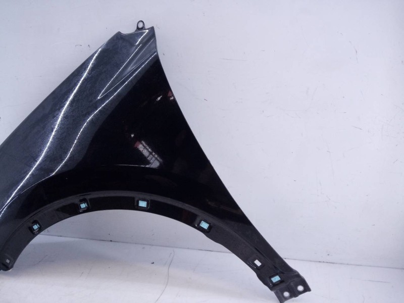 Recambio de aleta delantera izquierda para kia sportage business 2wd referencia OEM IAM   E4-A3-5