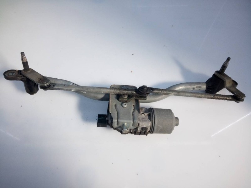 Recambio de motor limpia delantero para alfa romeo giulietta (191) collezione (06.2015-) referencia OEM IAM 0390243019  E2-B2-9-