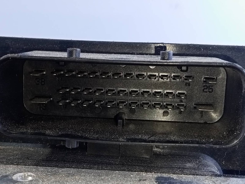 Recambio de abs para bmw x3 (e83) 2.0d referencia OEM IAM 34516762059 0265234034 P3-B8-27-4