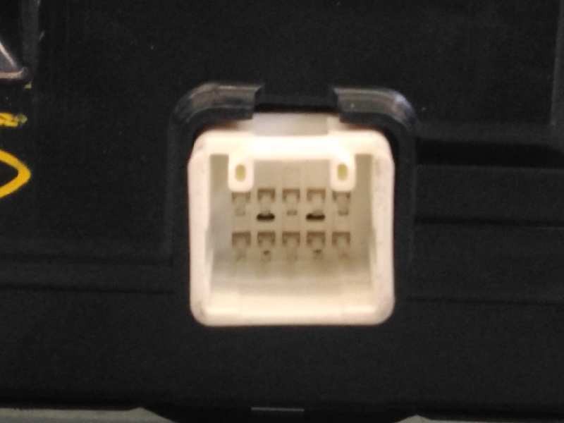 Recambio de mando climatizador para toyota auris luna referencia OEM IAM 5590002300 0M216B000N1EB E3-A1-18-4