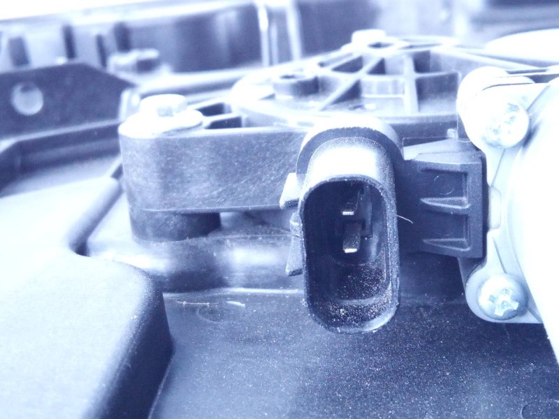 Recambio de elevalunas trasero izquierdo para kia sportage business 2wd referencia OEM IAM 83450F1000  