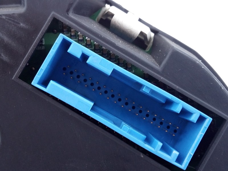 Recambio de cuadro instrumentos para jaguar xf 2.7 v6 diesel luxury referencia OEM IAM 8X2310849JJ  E3-B3-53-2