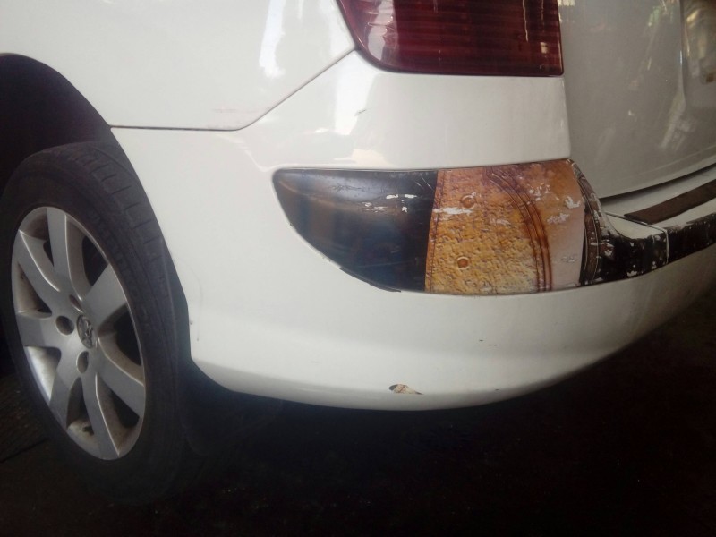 Recambio de paragolpes trasero para peugeot 308 sw premium referencia OEM IAM   
