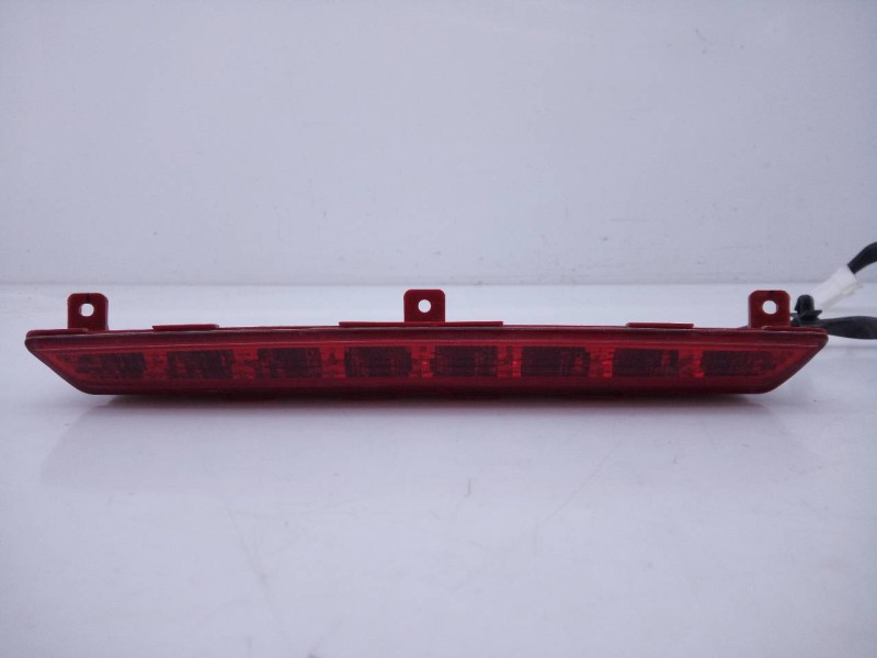 Recambio de luz central de freno para kia sportage business 2wd referencia OEM IAM   E3-A3-29-2