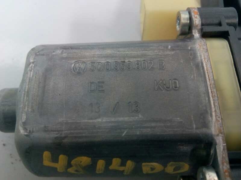 Recambio de elevalunas delantero derecho para seat leon (5f1) style referencia OEM IAM 5Q0959802B  E1-B6-6-4