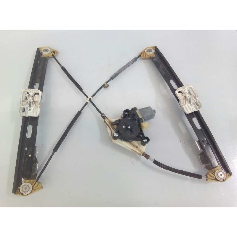 Recambio de elevalunas delantero derecho para seat leon (5f1) style referencia OEM IAM 5Q0959802B  E1-B6-6-4