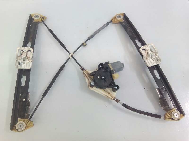 Recambio de elevalunas delantero derecho para seat leon (5f1) style referencia OEM IAM 5Q0959802B  E1-B6-6-4