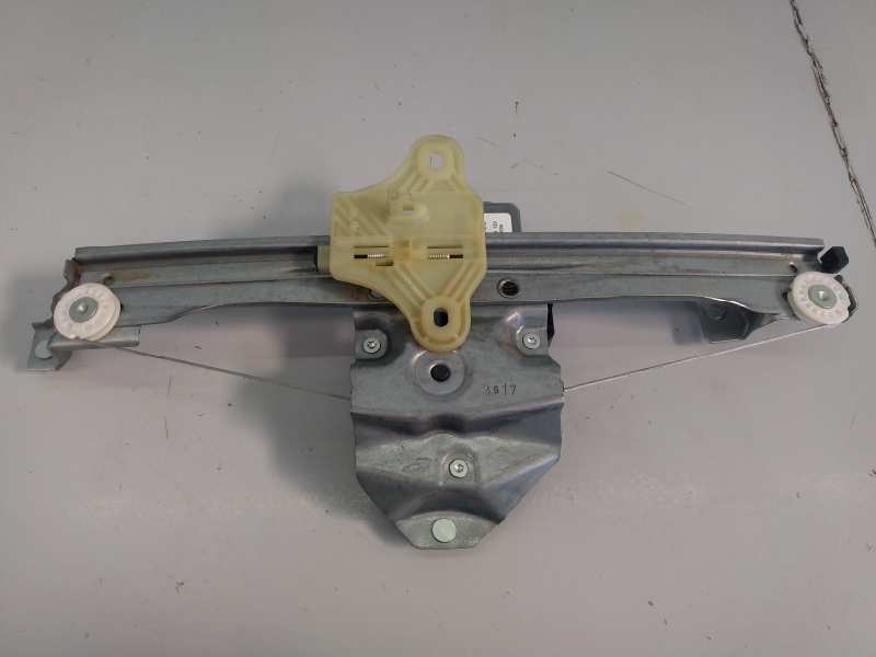 Recambio de elevalunas trasero derecho para renault captur xmod referencia OEM IAM 12800147101D ST424240 