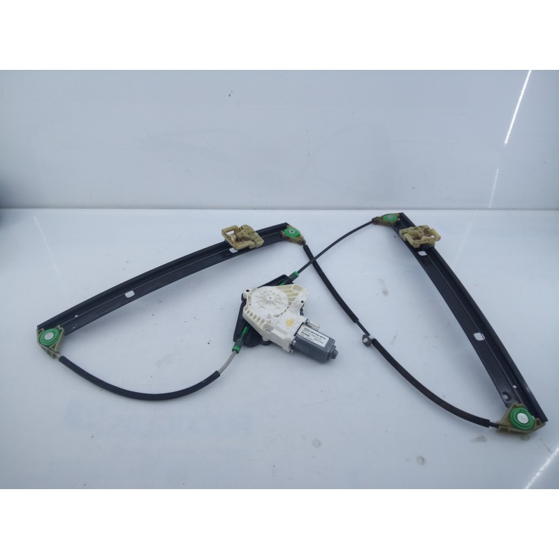 Recambio de elevalunas delantero izquierdo para audi a4 ber. (b8) básico referencia OEM IAM 8K0959801A 966935200 E1-B6-46-1