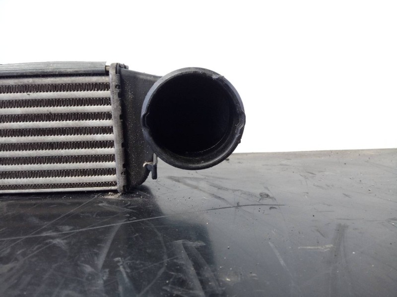 Recambio de intercooler para bmw x3 (e83) 2.0d referencia OEM IAM 77897930 1787779 P2-B10-1