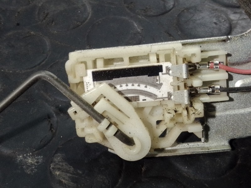 Recambio de aforador para toyota rav 4 advance referencia OEM IAM   P3-B9-13-2