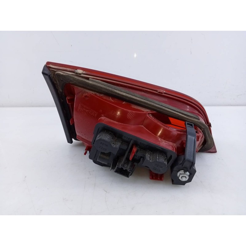 Recambio de piloto trasero derecho porton para audi a4 ber. (b8) básico referencia OEM IAM   E1-B6-50-1