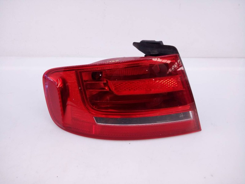 Recambio de piloto trasero izquierdo para audi a4 ber. (b8) básico referencia OEM IAM 009686052057  E1-B6-35-2