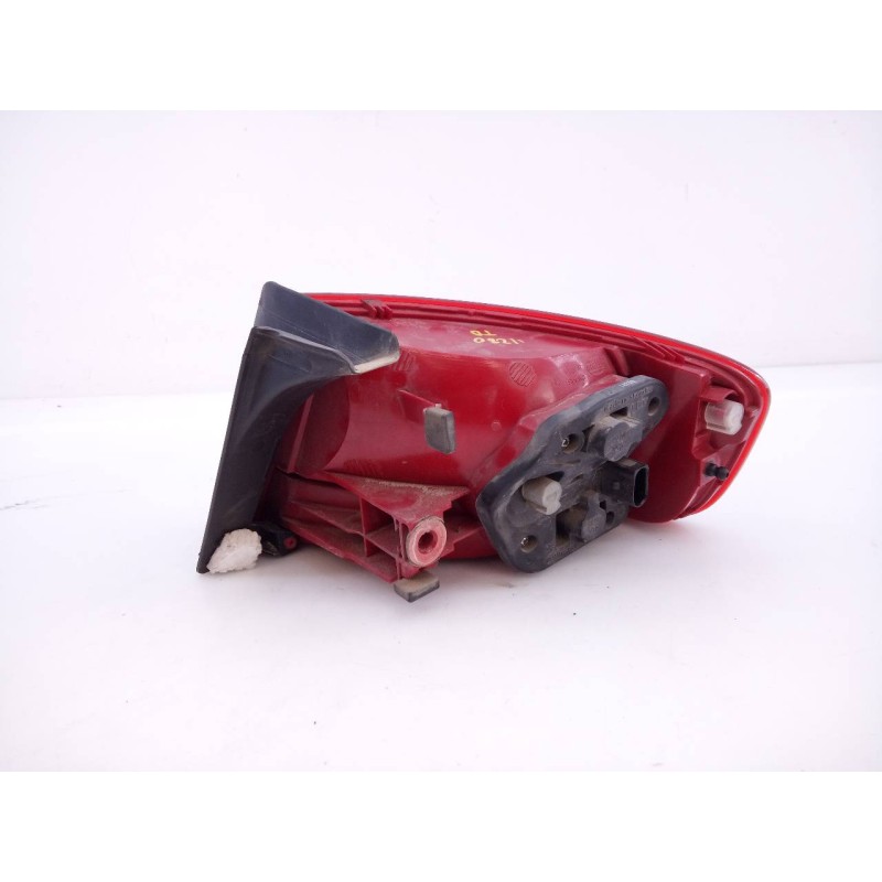 Recambio de piloto trasero izquierdo para audi a4 ber. (b8) básico referencia OEM IAM 009686052057  E1-B6-35-2