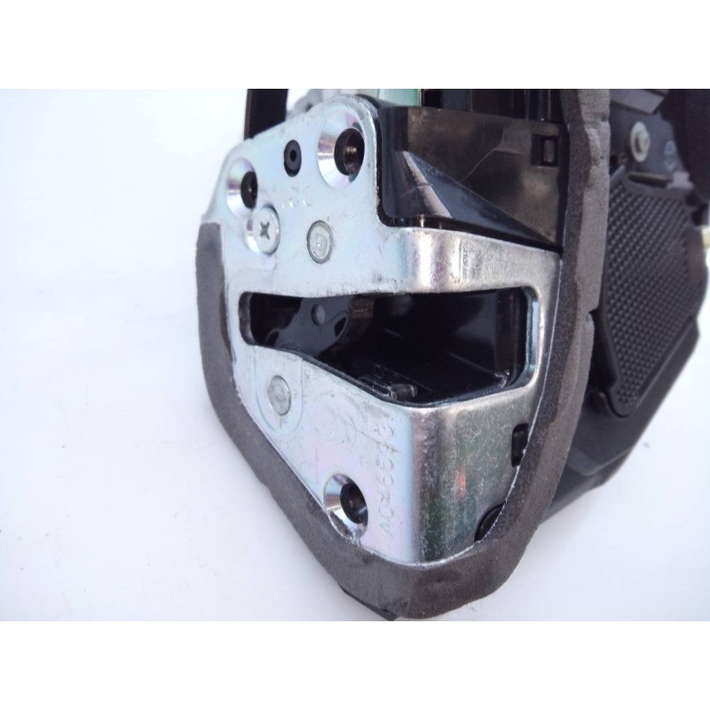 Recambio de cerradura puerta trasera derecha para toyota rav 4 advance referencia OEM IAM   E2-B4-45-2