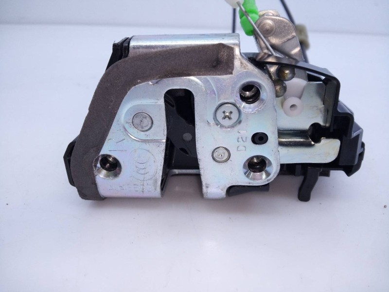 Recambio de cerradura puerta trasera derecha para toyota rav 4 advance referencia OEM IAM   E2-B4-45-2