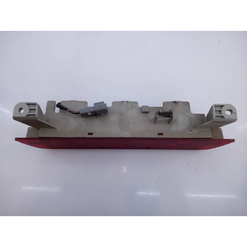 Recambio de luz central de freno para toyota land cruiser (j9) td gx (3-ptas.) referencia OEM IAM   E2-B4-14-1