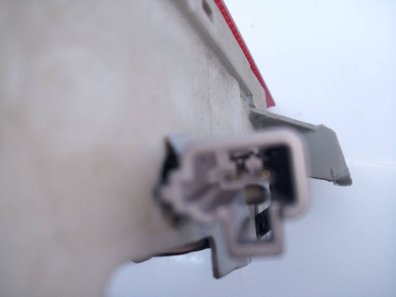 Recambio de luz central de freno para toyota land cruiser (j9) td gx (3-ptas.) referencia OEM IAM   E2-B4-14-1