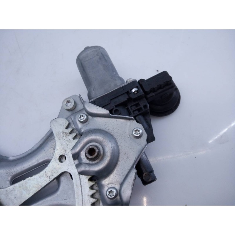 Recambio de elevalunas delantero derecho para toyota rav 4 advance referencia OEM IAM   E2-B4-45-2