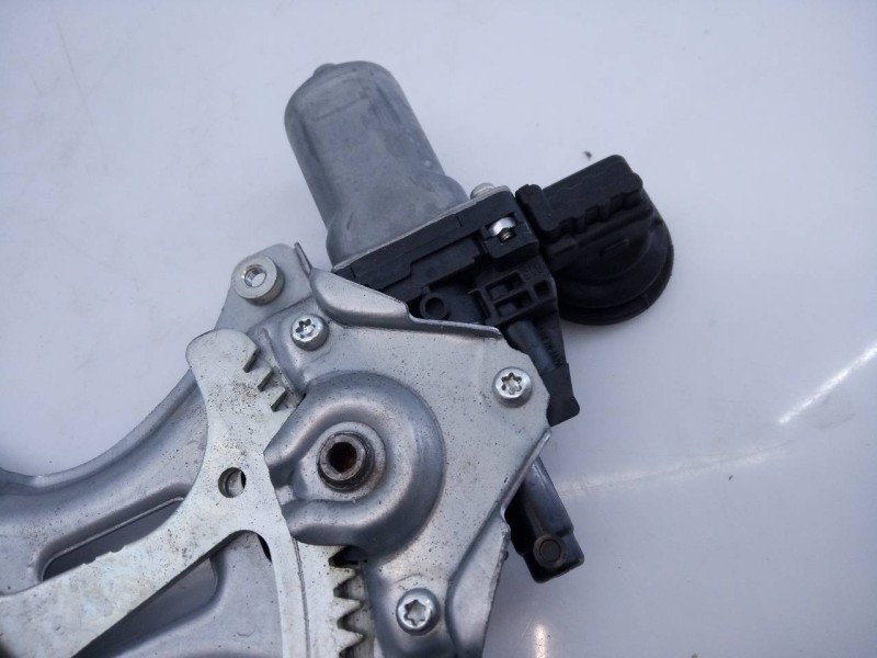 Recambio de elevalunas delantero derecho para toyota rav 4 advance referencia OEM IAM   E2-B4-45-2