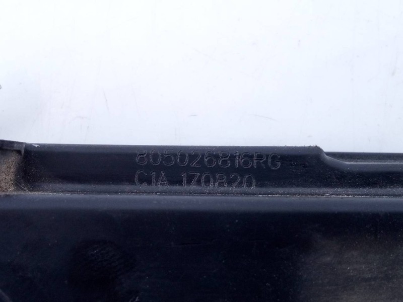 Recambio de cerradura puerta delantera derecha para dacia sandero stepway comfort referencia OEM IAM 805026816RG  E1-A1-36-2