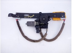 ELEVALUNAS TRASERO DERECHO D316800 FC7300 E2-B3-40-1