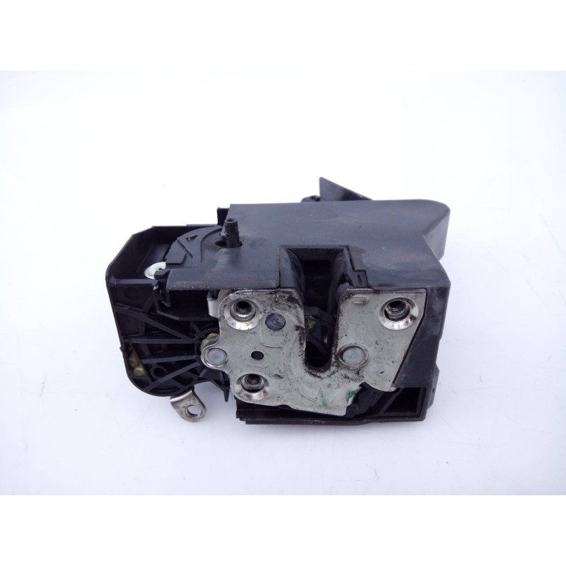 Recambio de cerradura puerta trasera derecha para dacia sandero stepway comfort referencia OEM IAM 825022281RG  E1-A1-36-2