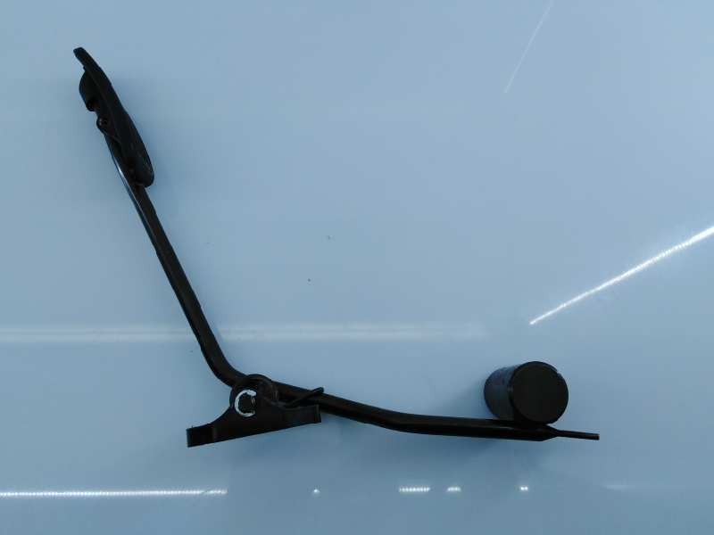 Recambio de pedal acelerador para toyota land cruiser (j9) td gx (3-ptas.) referencia OEM IAM 7611160030  E3-B2-13-3