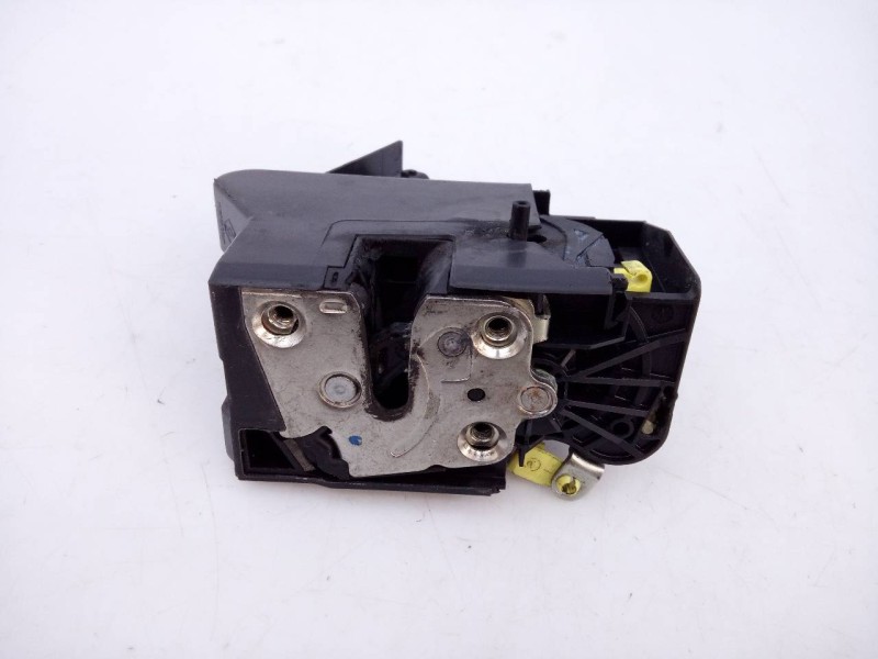 Recambio de cerradura puerta trasera izquierda para dacia sandero stepway comfort referencia OEM IAM 825033585R  E1-A1-40-1