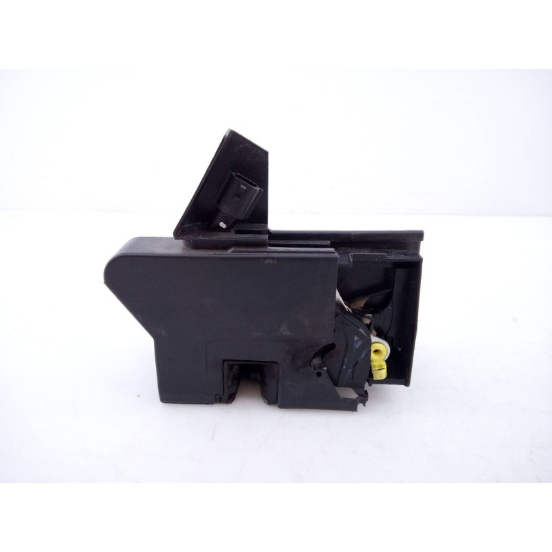 Recambio de cerradura puerta trasera izquierda para dacia sandero stepway comfort referencia OEM IAM 825033585R  E1-A1-40-1