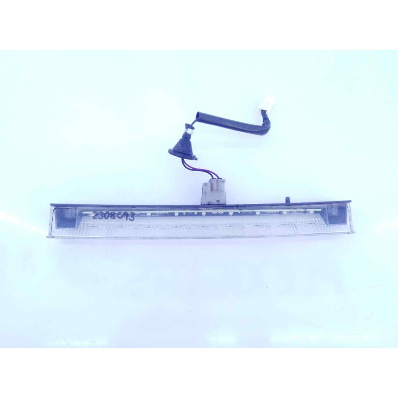 Recambio de luz central de freno para toyota rav 4 advance referencia OEM IAM   E2-B4-59-1