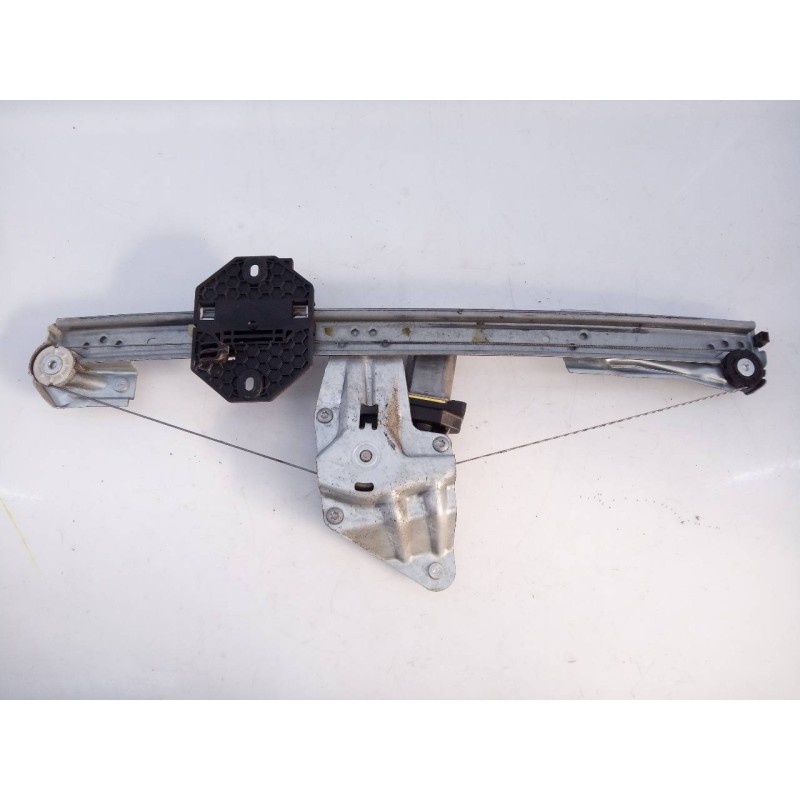 Recambio de elevalunas delantero derecho para dacia sandero stepway comfort referencia OEM IAM 807209299R  E1-A1-40-1