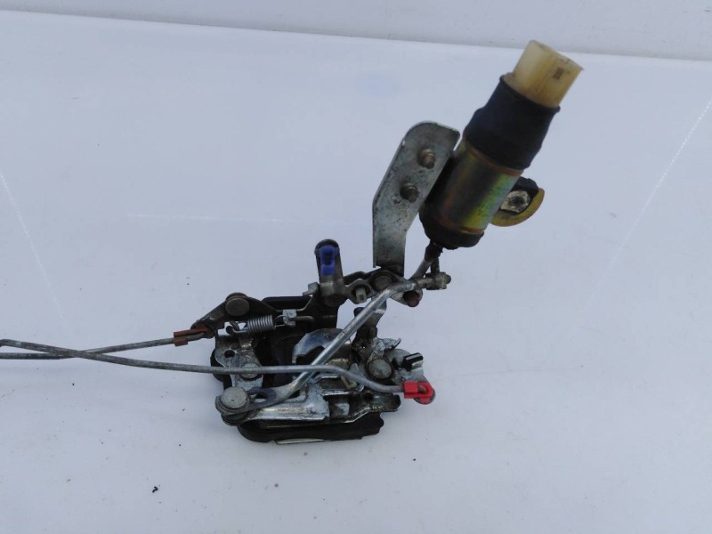 Recambio de cerradura puerta delantera derecha para toyota land cruiser station (j8) hdj 80 special referencia OEM IAM   E2-B4-2