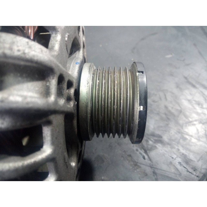 Recambio de alternador para renault clio iv limited referencia OEM IAM 231008593R  P3-A4-19-2