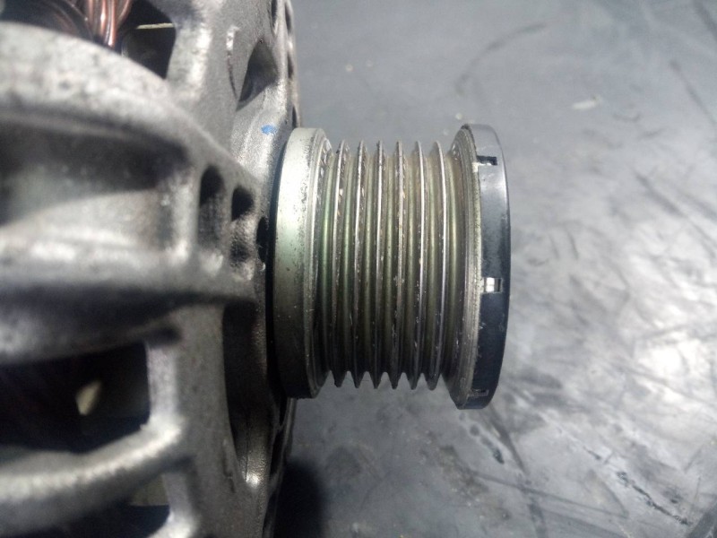 Recambio de alternador para renault clio iv limited referencia OEM IAM 231008593R  P3-A4-19-2