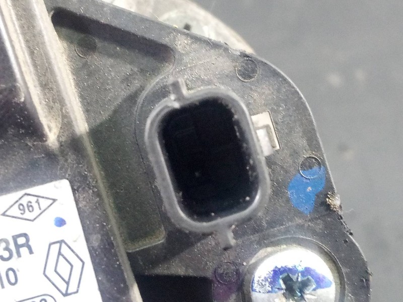 Recambio de alternador para renault clio iv limited referencia OEM IAM 231008593R  P3-A4-19-2