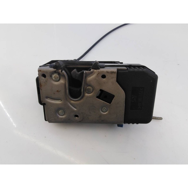 Recambio de cerradura puerta delantera derecha para opel vivaro referencia OEM IAM 82000042171 91166234 E2-B6-10-2