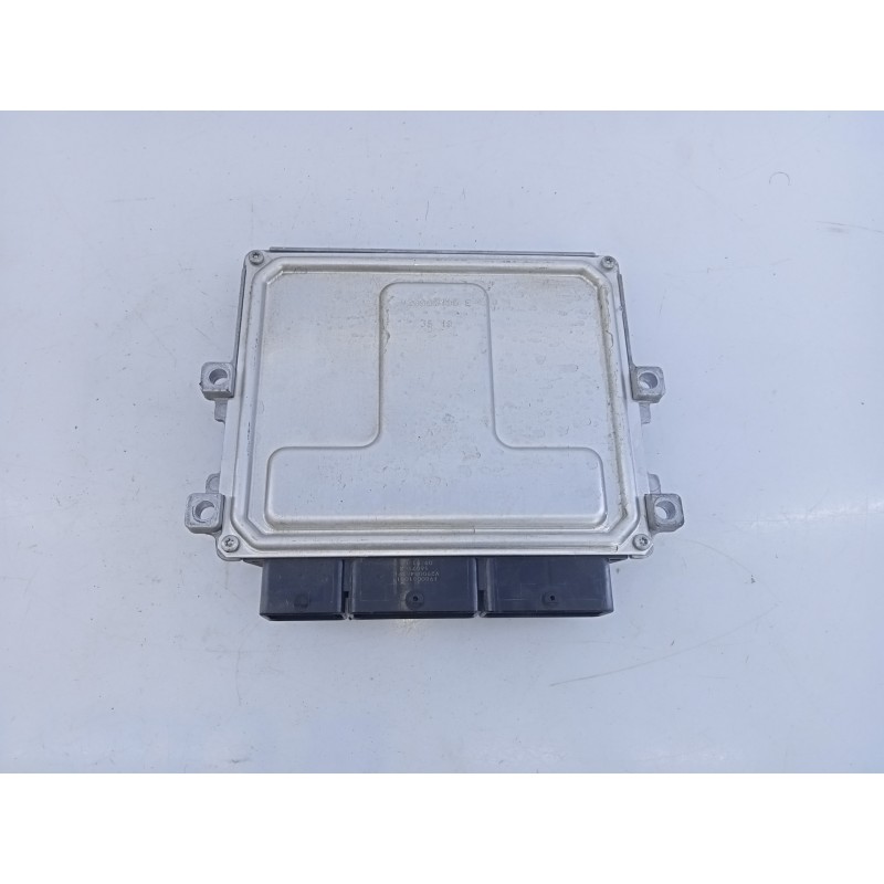 Recambio de centralita motor uce para renault clio iv limited referencia OEM IAM 237102982S 237105499R E2-A1-25-2