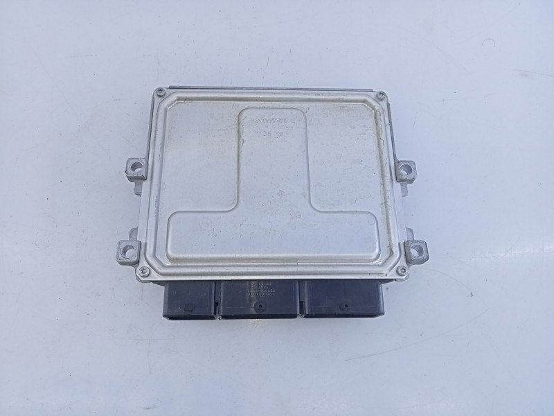 Recambio de centralita motor uce para renault clio iv limited referencia OEM IAM 237102982S 237105499R E2-A1-25-2