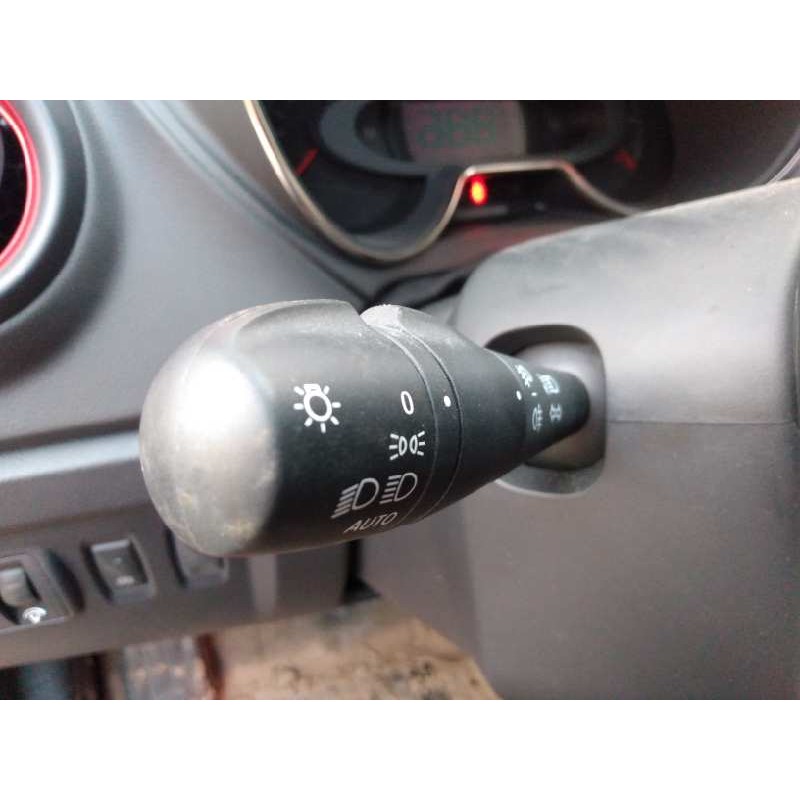Recambio de mando intermitentes para renault captur xmod referencia OEM IAM   