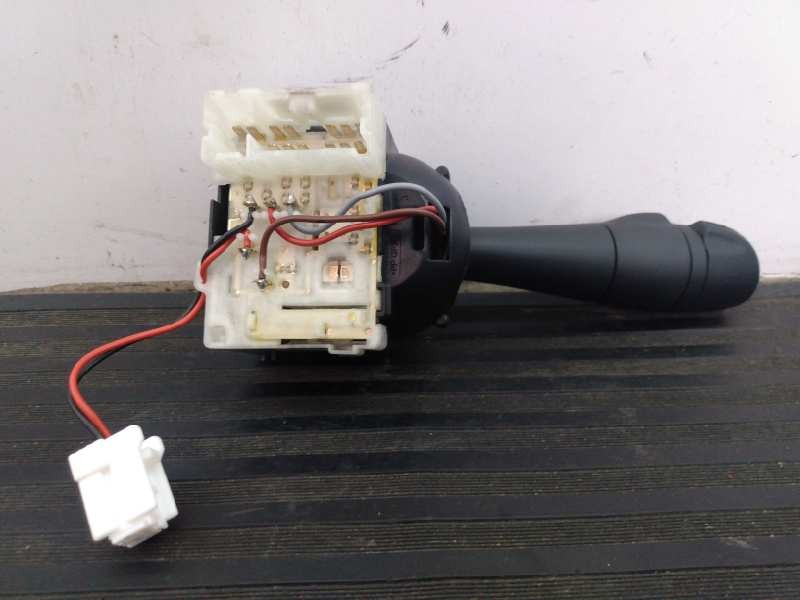 Recambio de mando luces para renault captur xmod referencia OEM IAM 255676085R E106703251 E2-A1-28-1