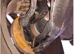 Recambio de mangueta delantera izquierda para renault captur xmod referencia OEM IAM    2