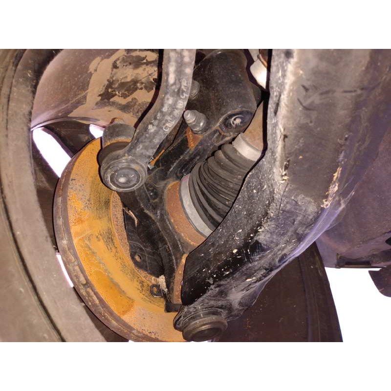 Recambio de mangueta delantera izquierda para renault captur xmod referencia OEM IAM   