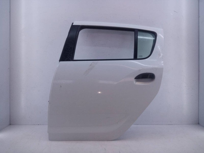 Recambio de puerta trasera izquierda para dacia sandero stepway comfort referencia OEM IAM   E4-B3-16