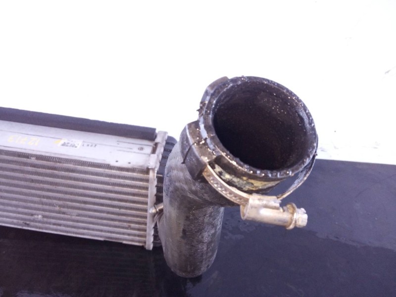 Recambio de intercooler para kia sportage business 2wd referencia OEM IAM 282702A510  P2-B10-11