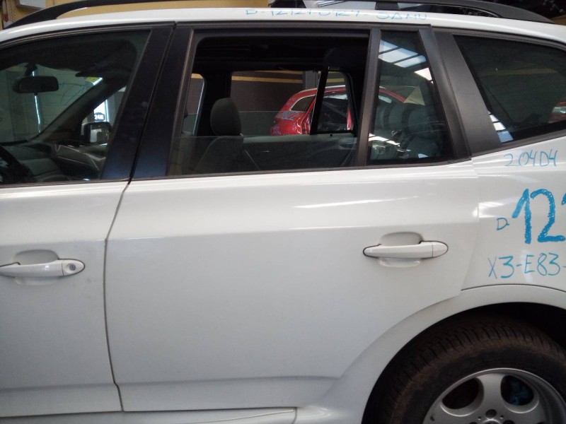 Recambio de puerta trasera izquierda para bmw x3 (e83) 2.0d referencia OEM IAM   
