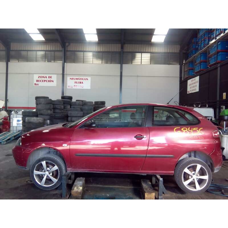 seat ibiza (6l1) del año 2003