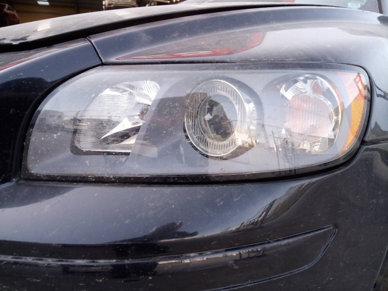 Recambio de faro izquierdo para volvo v50 familiar 2.0 d kinetic referencia OEM IAM   