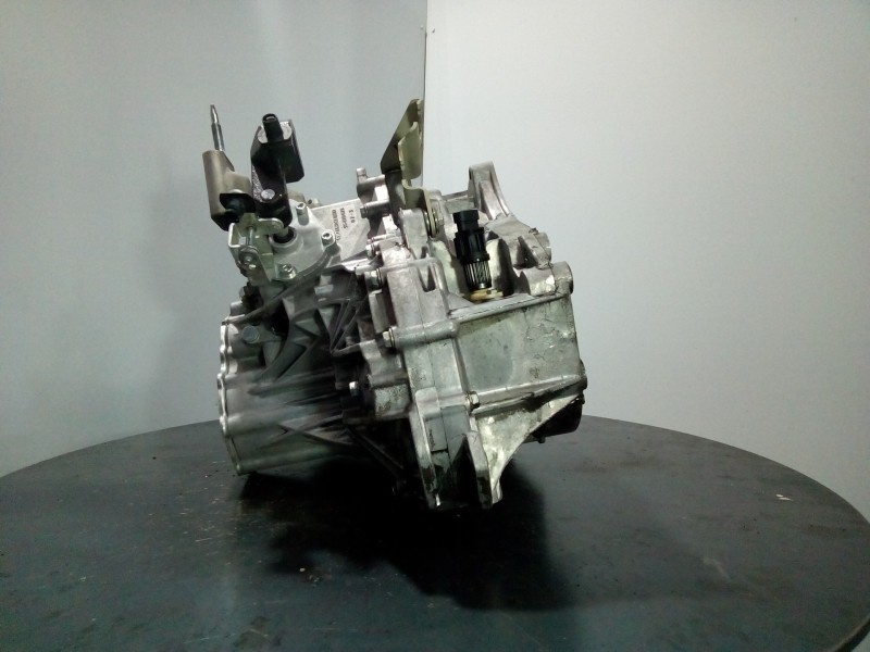 Recambio de caja cambios para chevrolet epica lt referencia OEM IAM BC008567  M1-A3-113