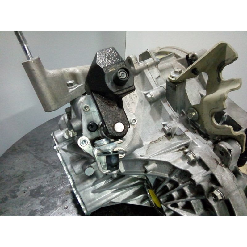 Recambio de caja cambios para chevrolet epica lt referencia OEM IAM BC008567  M1-A3-113